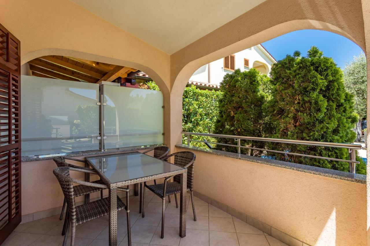 Apartment Kazun - App1 *